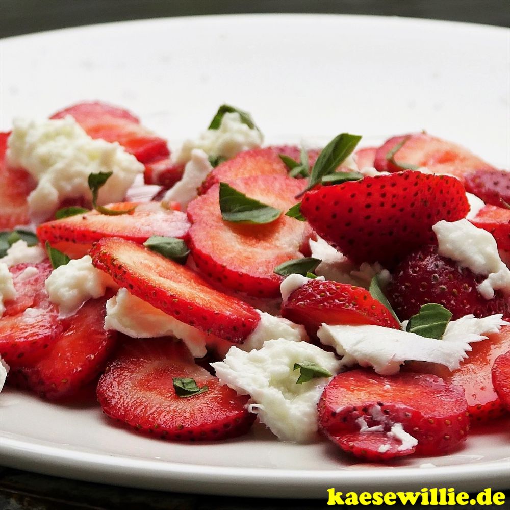 Rezept| Erdbeer-Carpaccio mit Buffelmozzarella | KäseWillie Online Sh