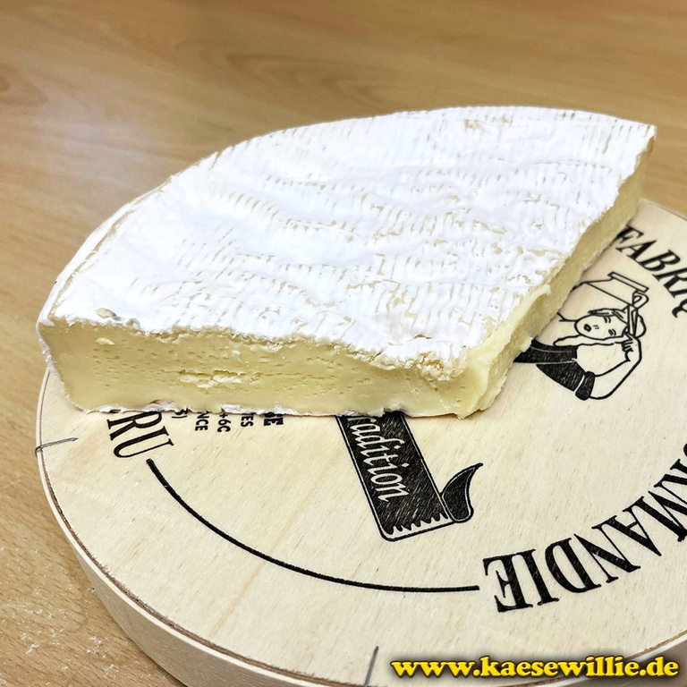 KäseWillie:Produktbild-Camembert de Normandie Grande-Frankreich