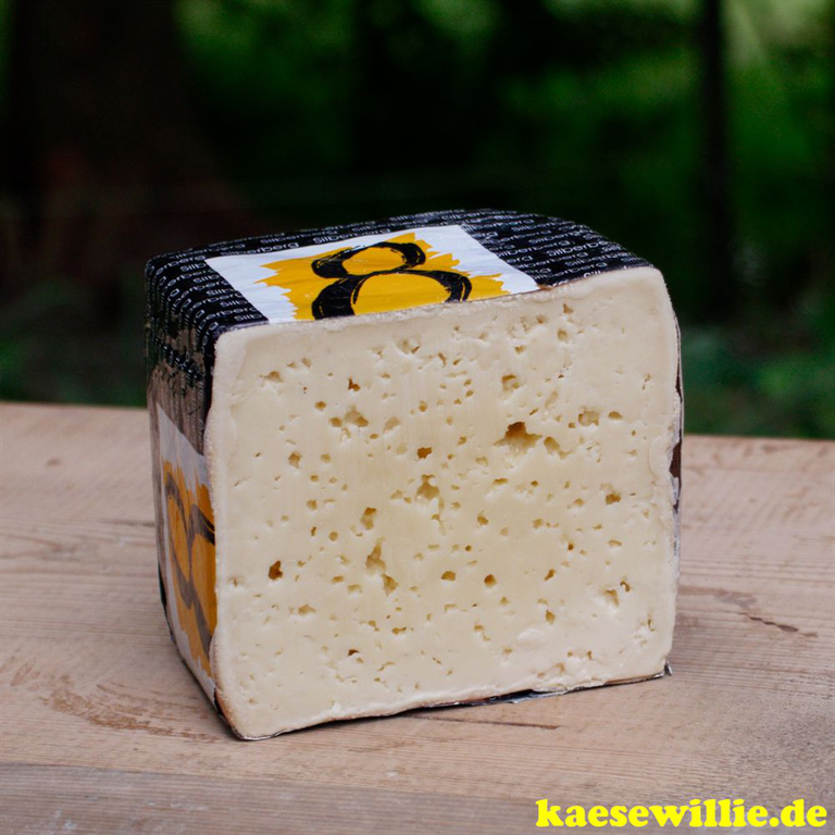 KseWillie:Produktbild-Tilsiter Nr 8-Schnittkse-Deutschland