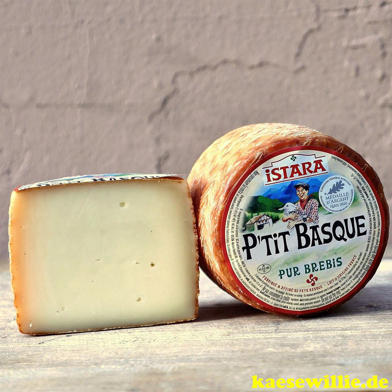 KseWillie:Produktbild-Petit Basque-Halbfeste Schafschnittkse-Frankreich